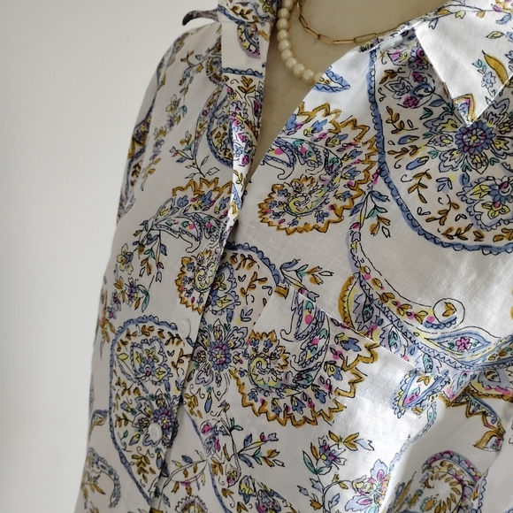 Chico's Linen Button Up Shirt Pastel Paisley White Coastal Classic Size Medium - Picture 8 of 14